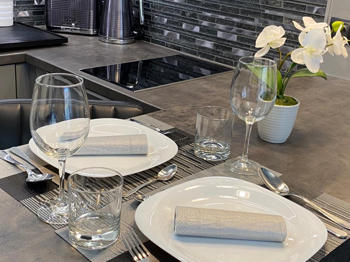 Noir Silvery Apartman Szeged Ngoại thất bức ảnh