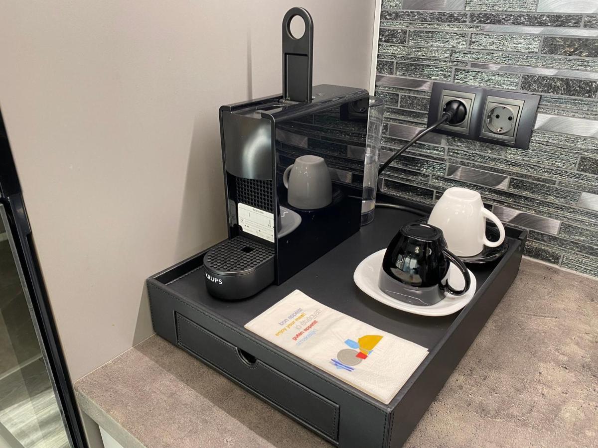 Noir Silvery Apartman Szeged Ngoại thất bức ảnh
