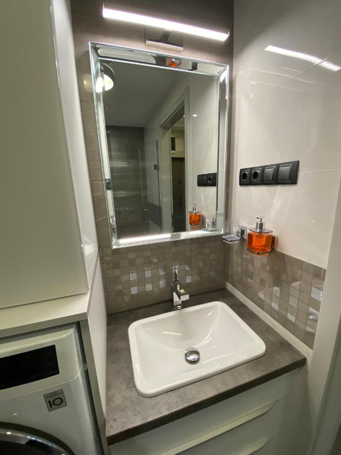 Noir Silvery Apartman Szeged Ngoại thất bức ảnh